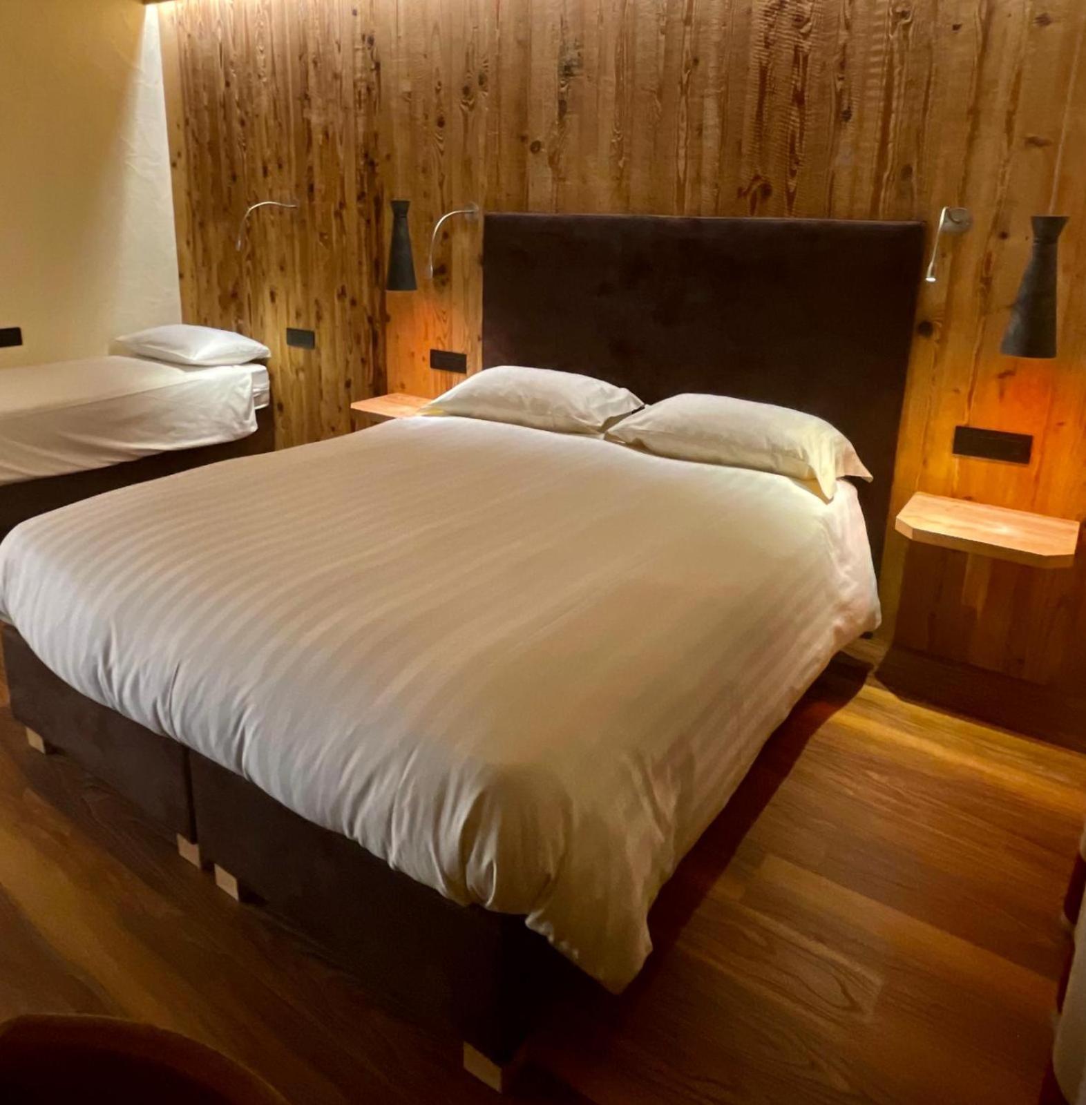 Hotel Pontiglia Livigno Exteriör bild