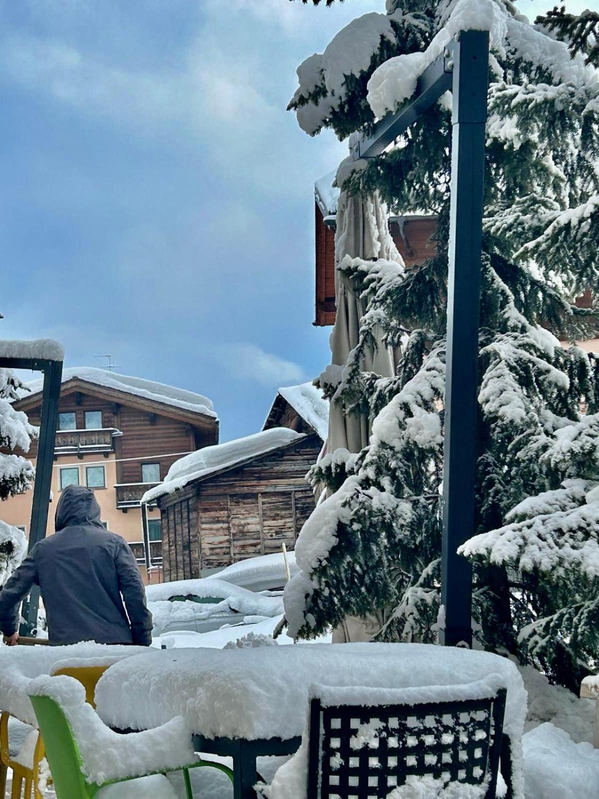 Hotel Pontiglia Livigno Exteriör bild